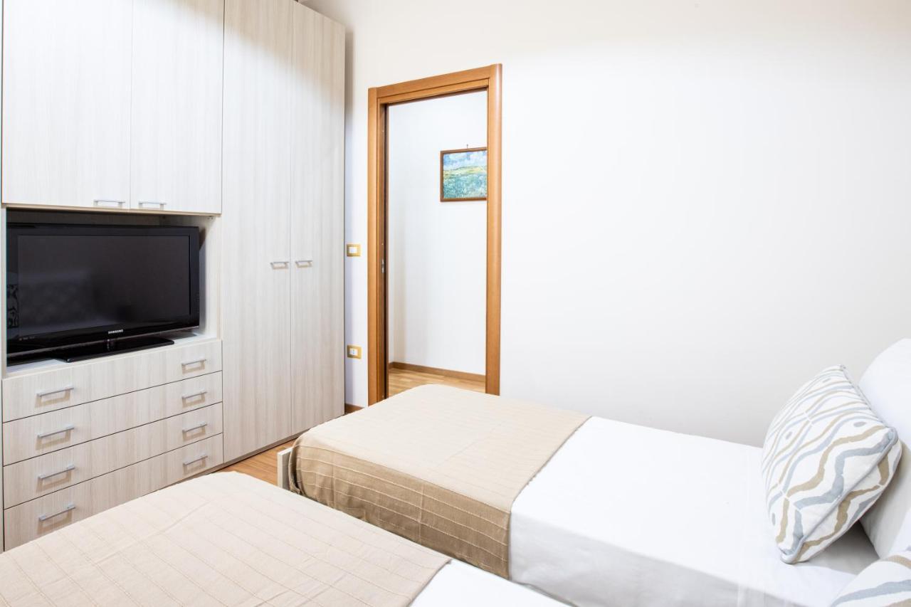 Sorrentovibes - Spacious 3 Bedrooms Apartment In Sorrento Oldtown Eksteriør bilde