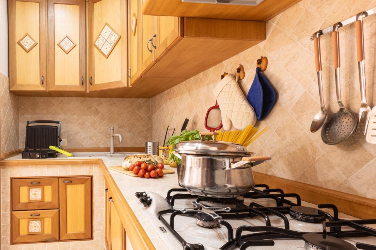 Sorrentovibes - Spacious 3 Bedrooms Apartment In Sorrento Oldtown Eksteriør bilde