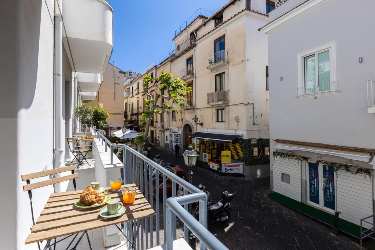 Sorrentovibes - Spacious 3 Bedrooms Apartment In Sorrento Oldtown Eksteriør bilde